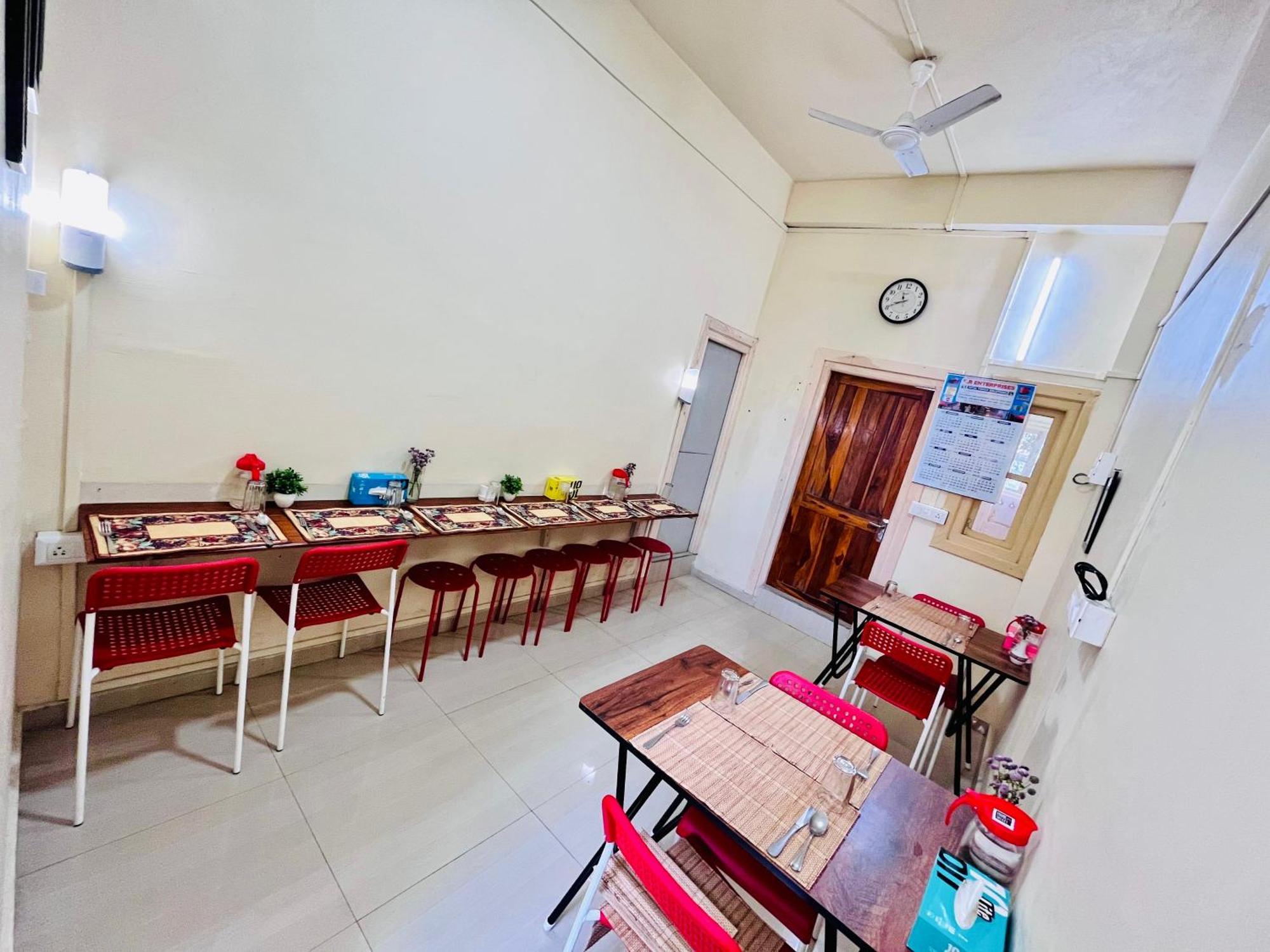 Aizawl Guest House Apartments Dış mekan fotoğraf