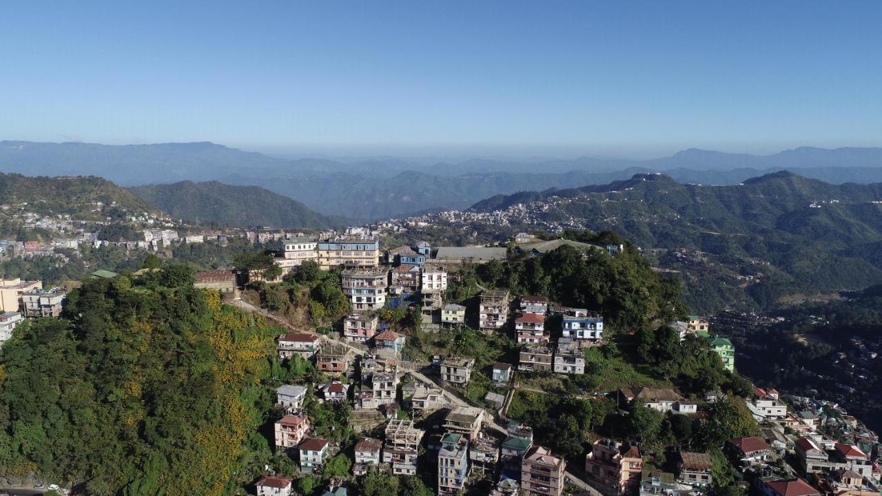 Aizawl Guest House Apartments Dış mekan fotoğraf